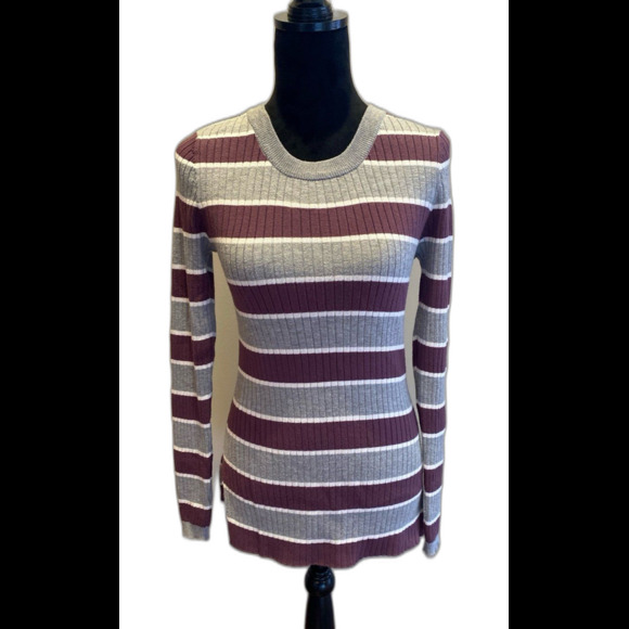 Hippie Rose Sweater Size Measures as Small says Large Corset Back Gray Purple - Picture 2 of 11